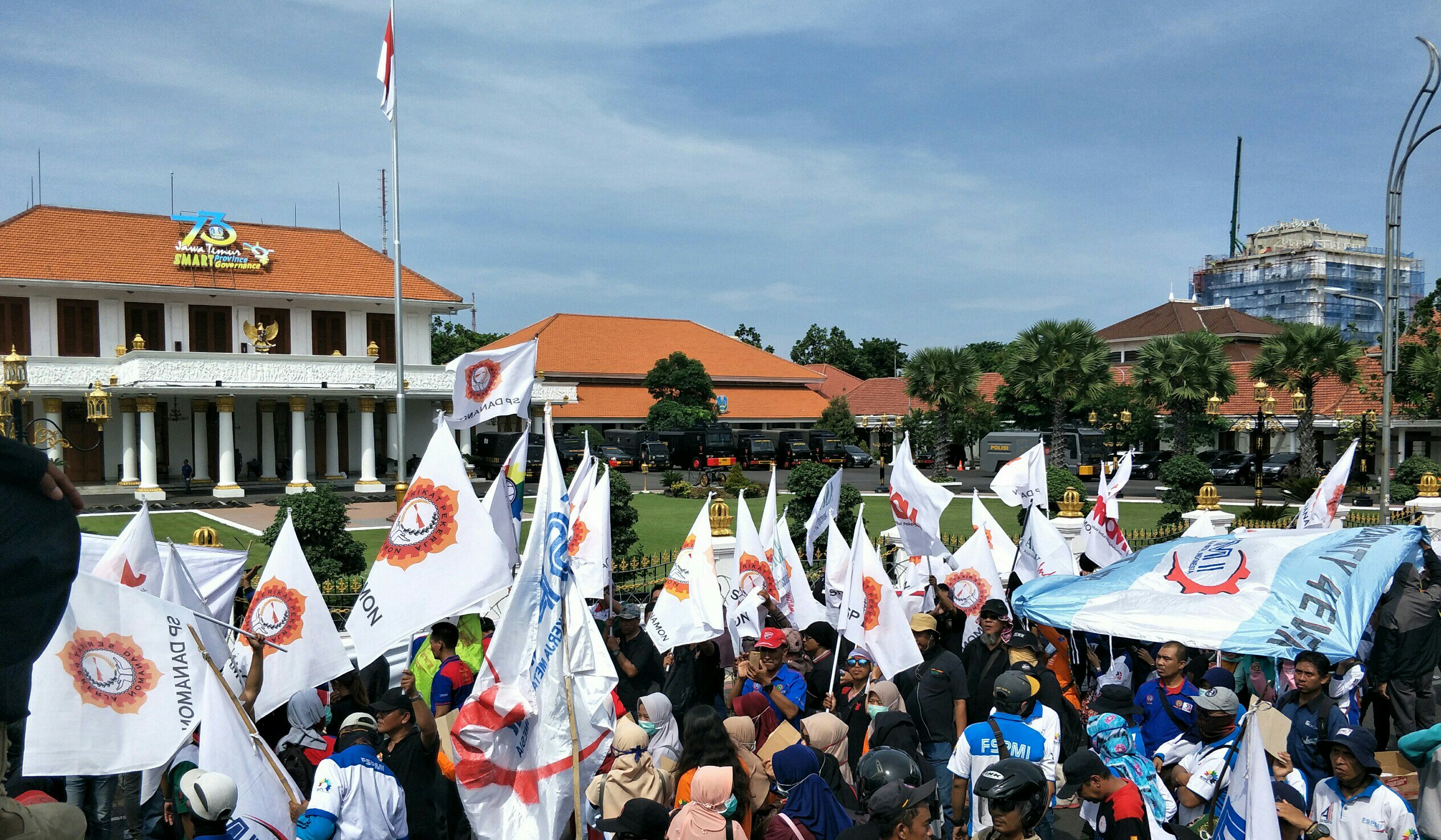 1 Mei Diperingati Hari Buruh, Bagaimana Sejarahnya? – Serikat Pekerja ...